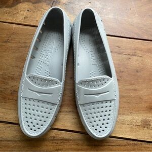 Floafers Women’s Grey Boat/water shoes